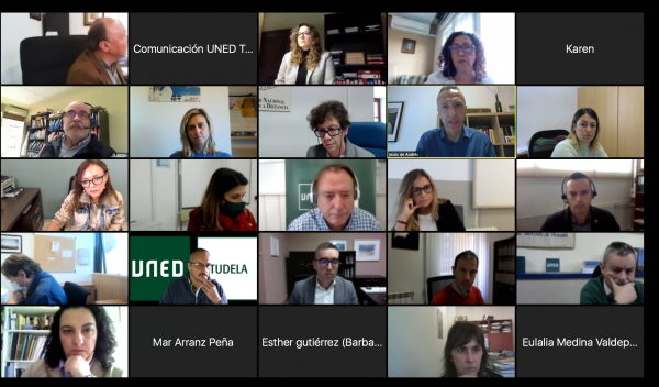 5 vicerrectores, 17 directores, 21 secretarios y 4 miembros de la Oficina de Calidad de la UNED participan en un taller organizado por la Cátedra de Calidad de la UNED “Ciudad de Tudela