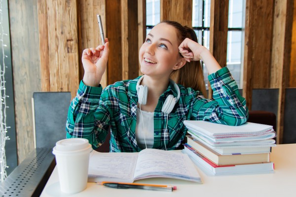 Curso Guía práctica para elaborar y presentar un TFG: la escritura académica en un entorno digital (4ª edición)