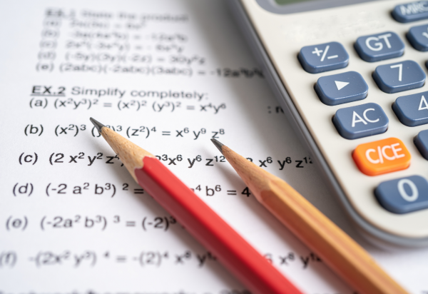 Nuevos cursos de Extensión Universitaria para ayudarte a preparar los exámenes de matemáticas